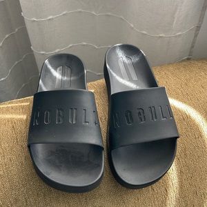 NOBULL slides